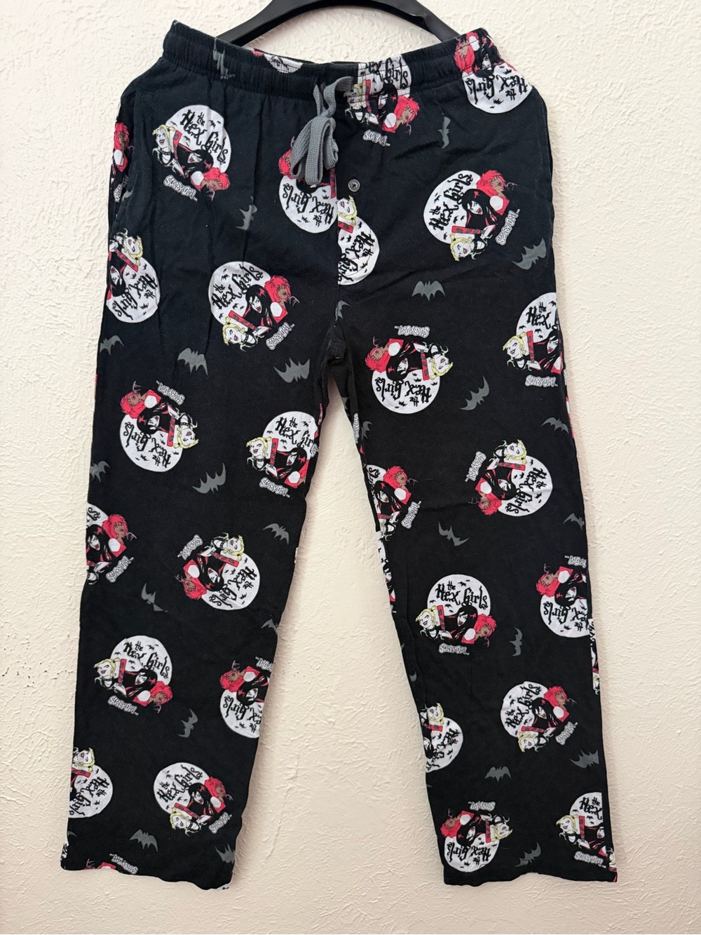 Hot Topic Black Scooby Doo Pajama Pants with Red & White Character Print